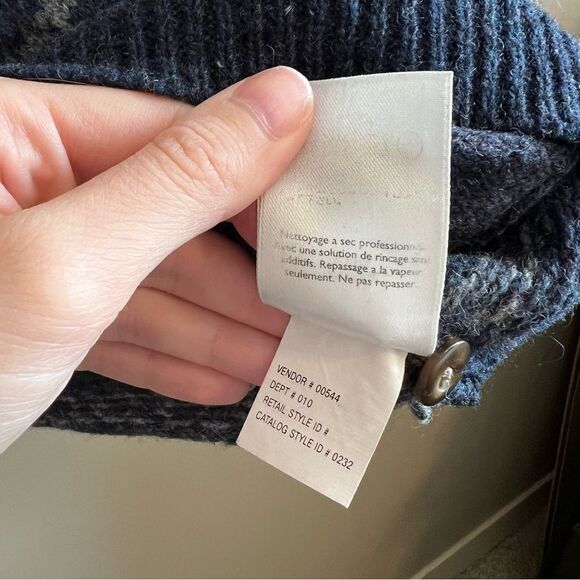 ✨ Eddie Bauer Women’s 100% Wool Blue Gray Striped Cardigan Large - Picture 5 of 10